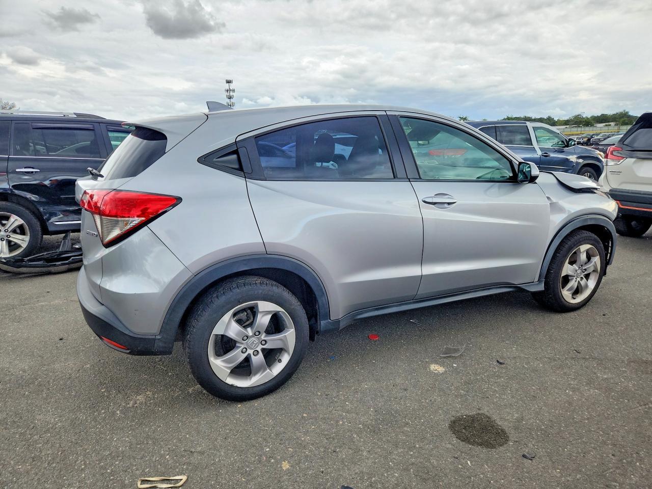 2022 Honda Hr-V Lx - Image 3