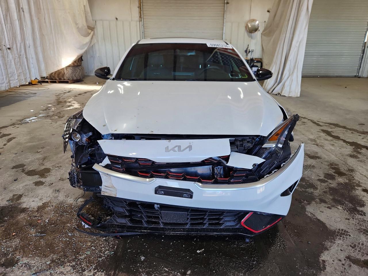 2023 Kia Forte Gt Line - Фото 5