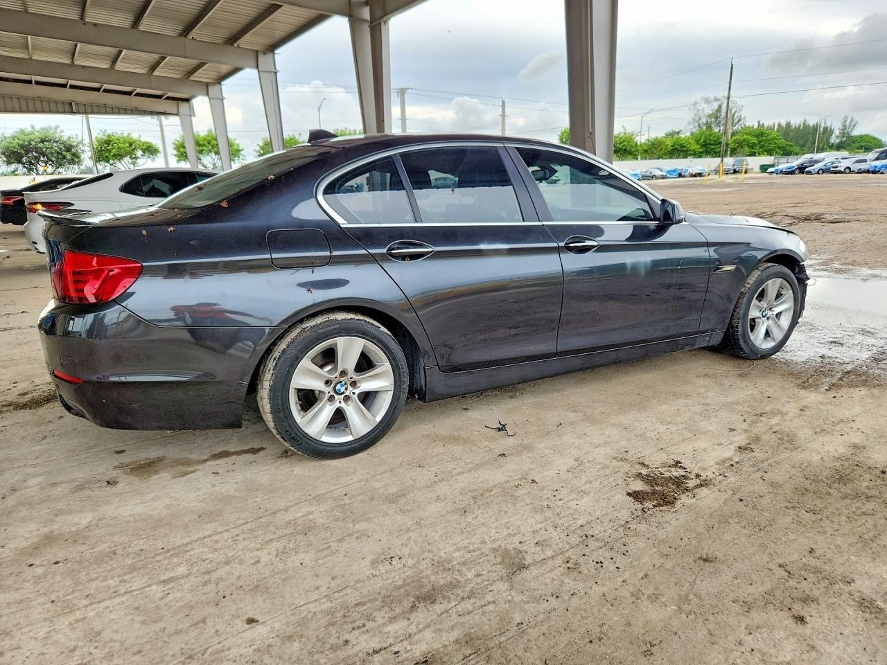 2013 BMW 528 I - Фото 3