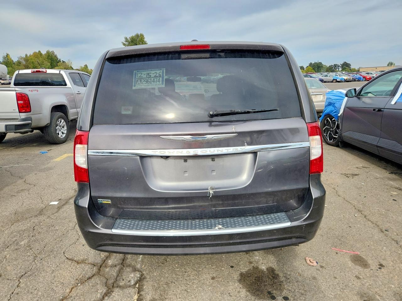 2016 Chrysler Town & Country Touring - Фото 6