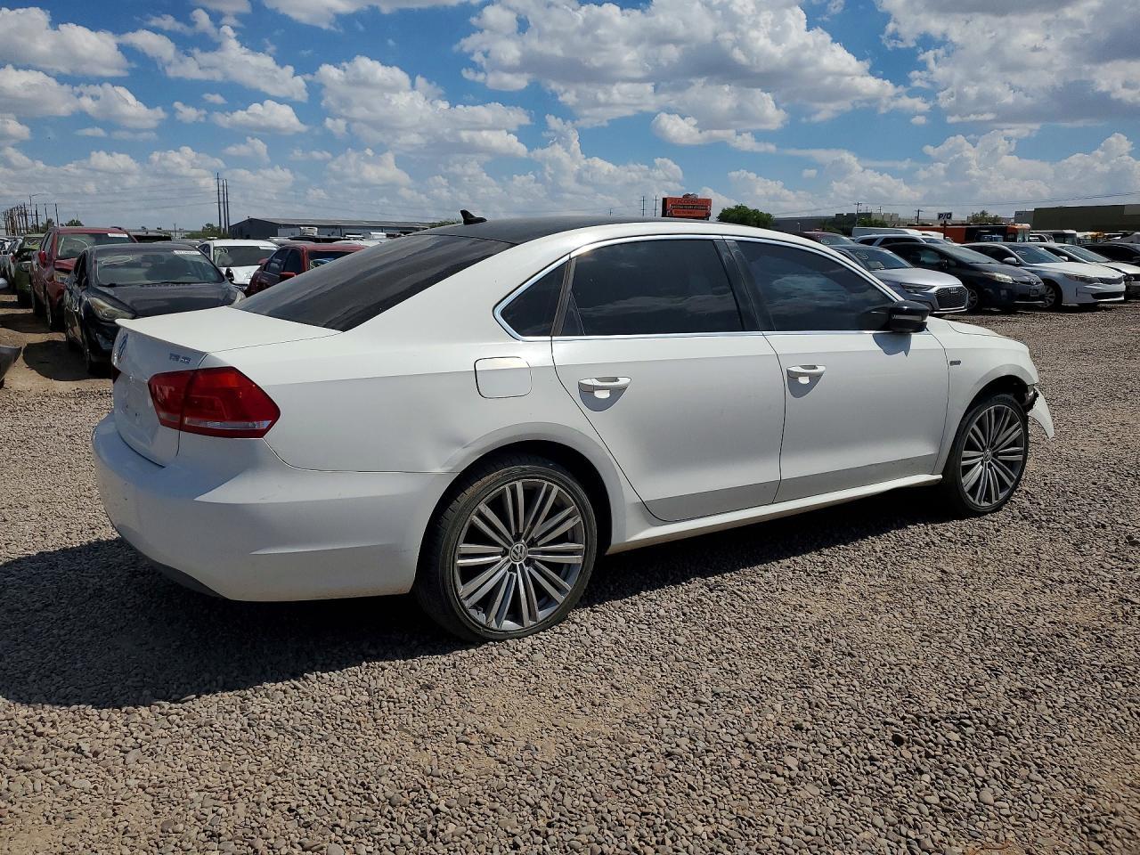 2015 Volkswagen Passat Se - Фото 3