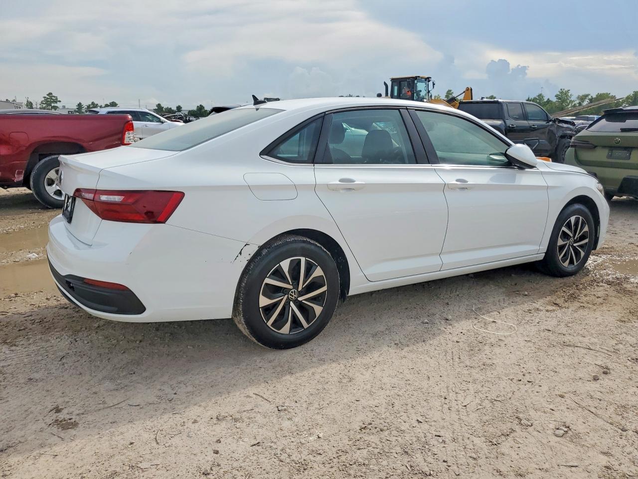 2024 Volkswagen Jetta S - Фото 3