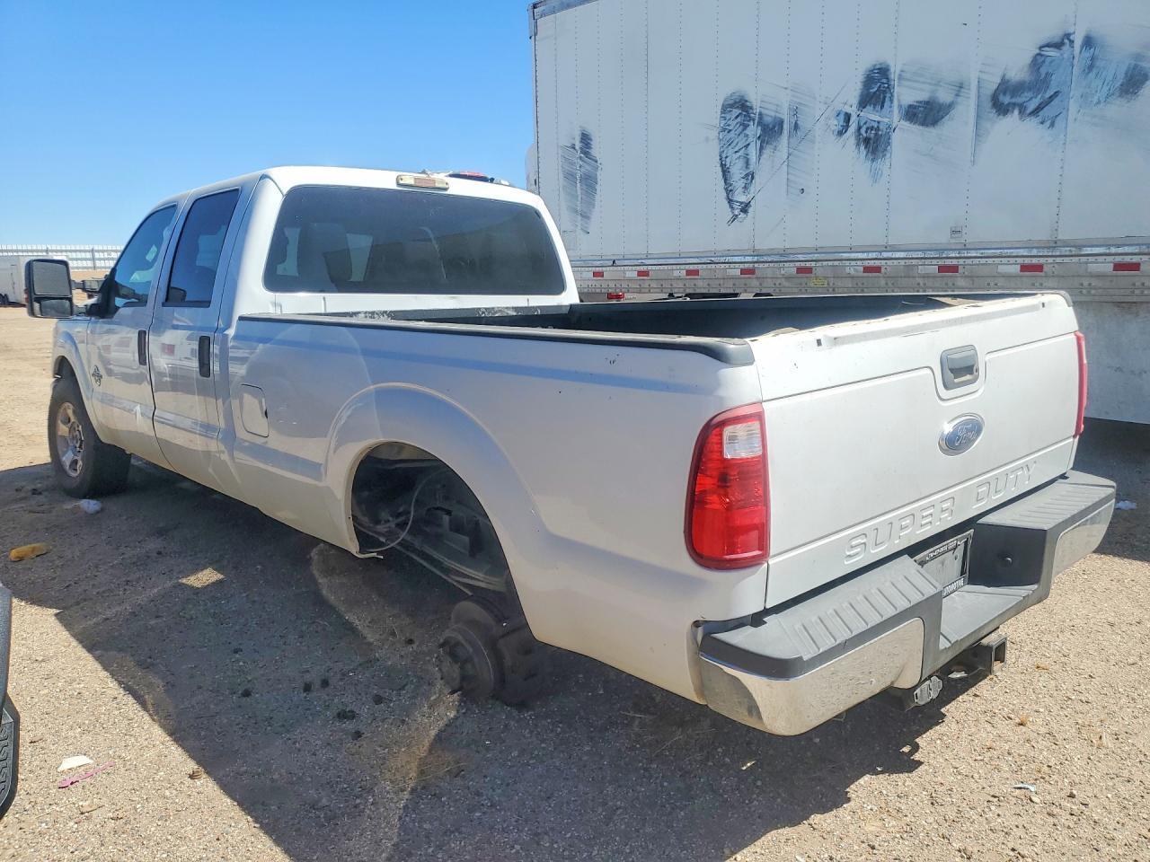 2016 Ford F250 Super Duty - Фото 2