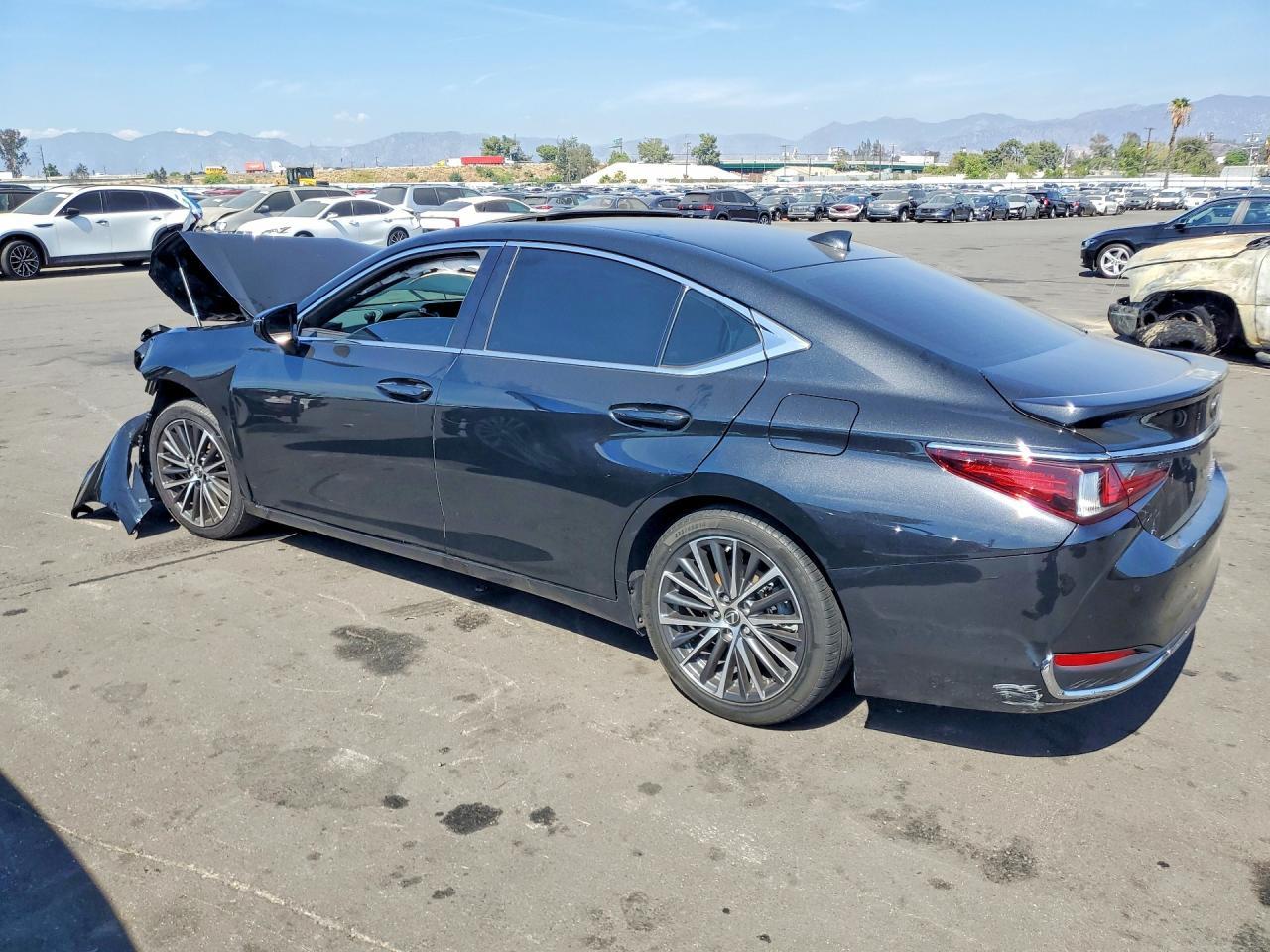 2023 Lexus Es 300H Base - Фото 2