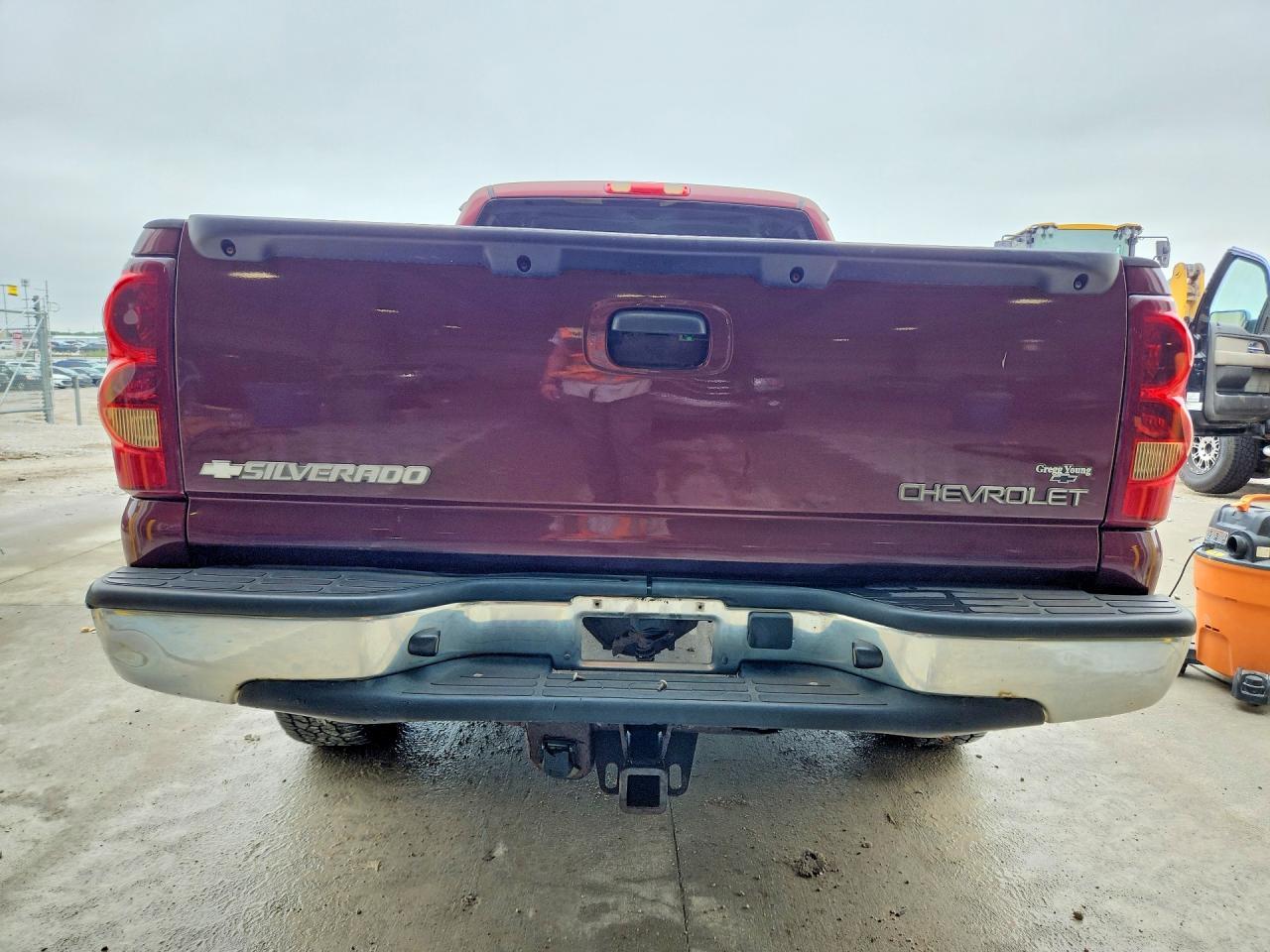 2003 Chevrolet Silverado K1500 - Image 6