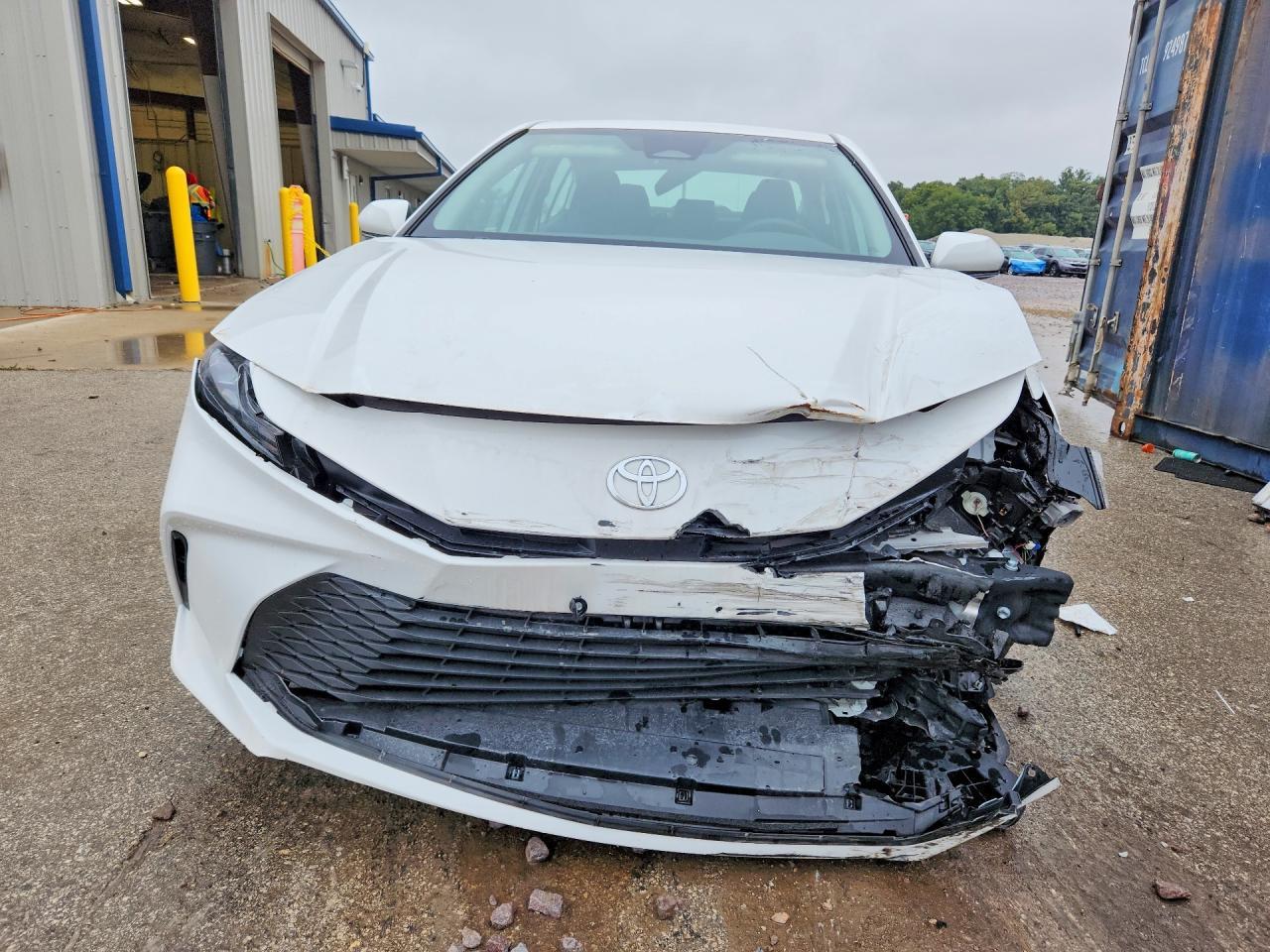 2026 Toyota Camry /Le/ - Фото 5