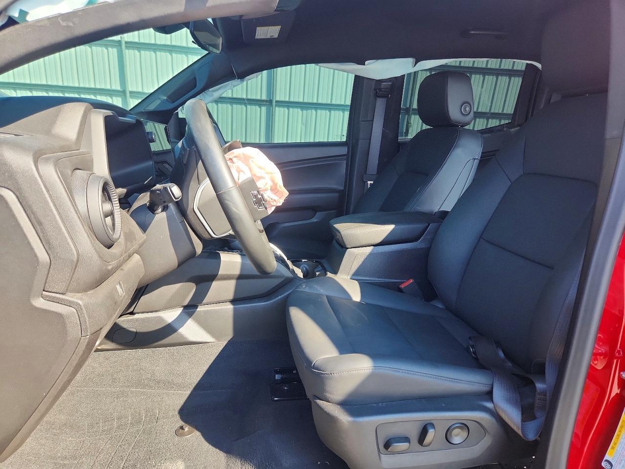 2026 Chevrolet Colorado Trail Boss - Image 7