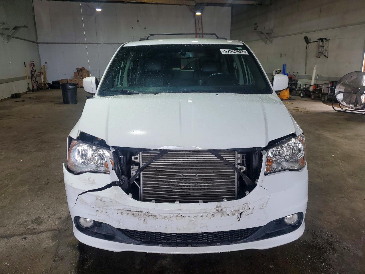 2017 Dodge Grand Caravan Sxt - Фото 5
