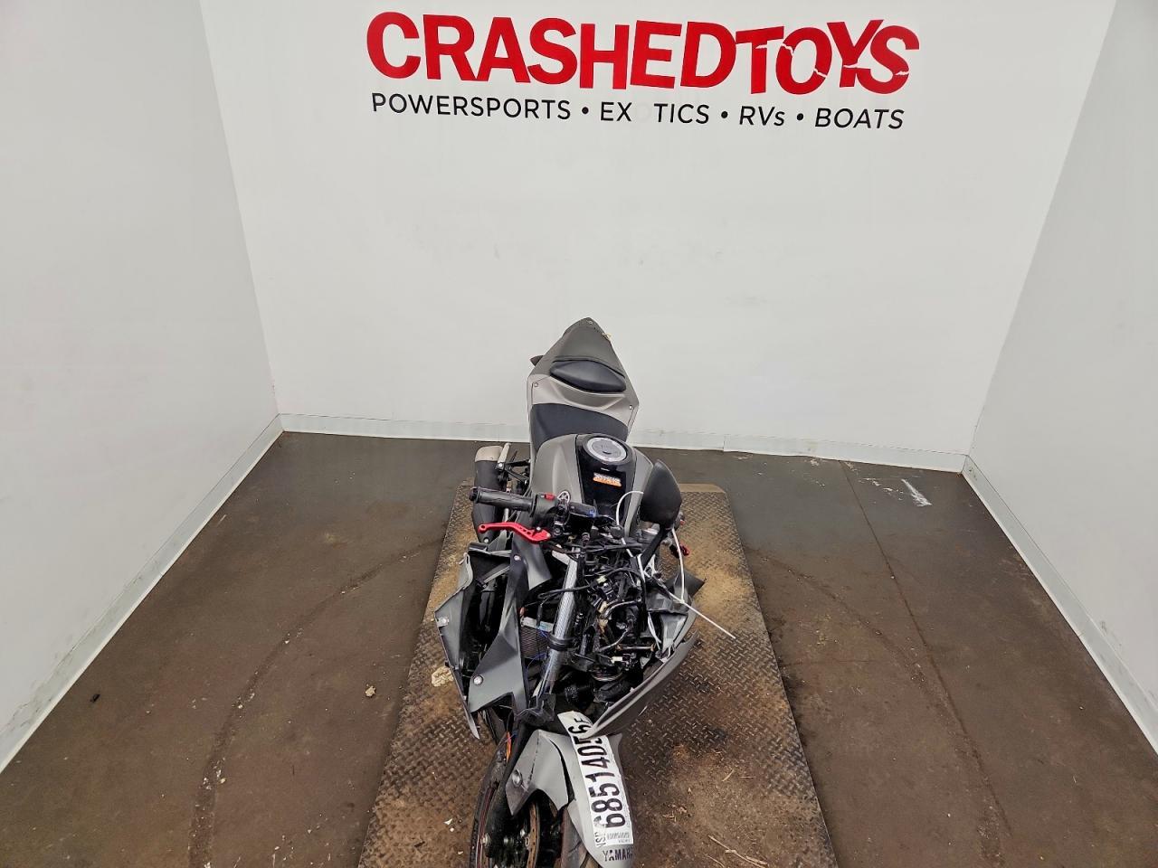 2016 Yamaha Yzfr3 - Фото 5