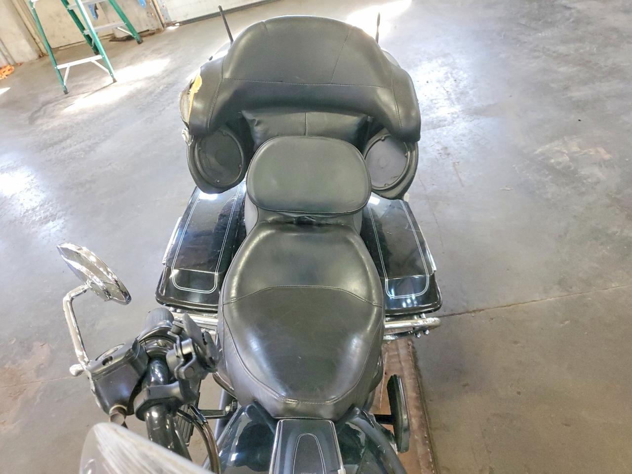 2004 Harley-Davidson Flhtcui - Image 5