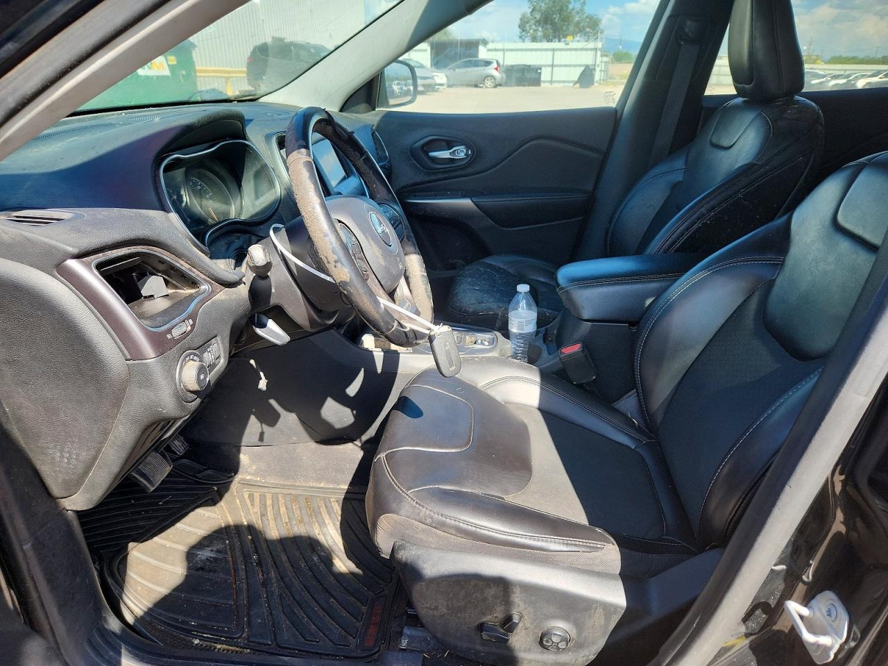 2019 Jeep Cherokee Latitude Plus - Фото 7