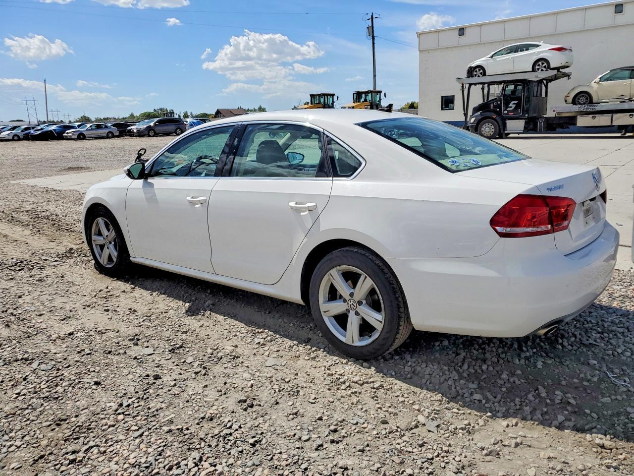 2012 Volkswagen Passat Se - Фото 2