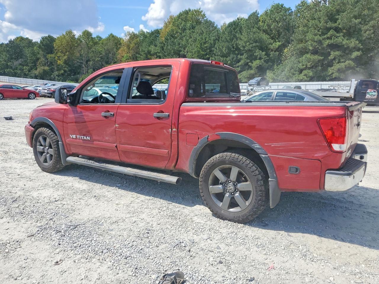 2015 Nissan Titan Sv - Фото 2
