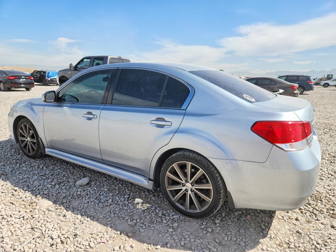 2013 Subaru Legacy 2.5I Premium - Image 2