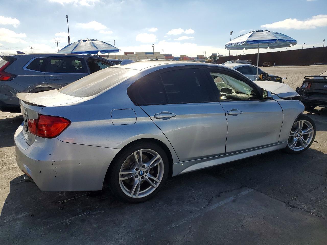 2015 BMW 335 I - Фото 3