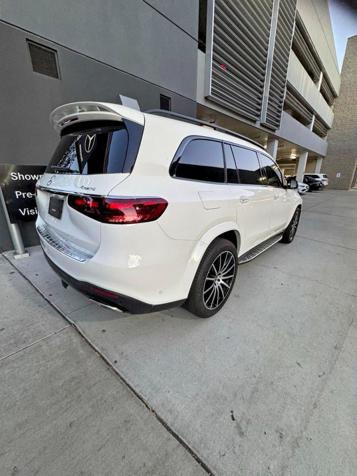 2025 Mercedes-Benz Gls 580 4Matic - Фото 4