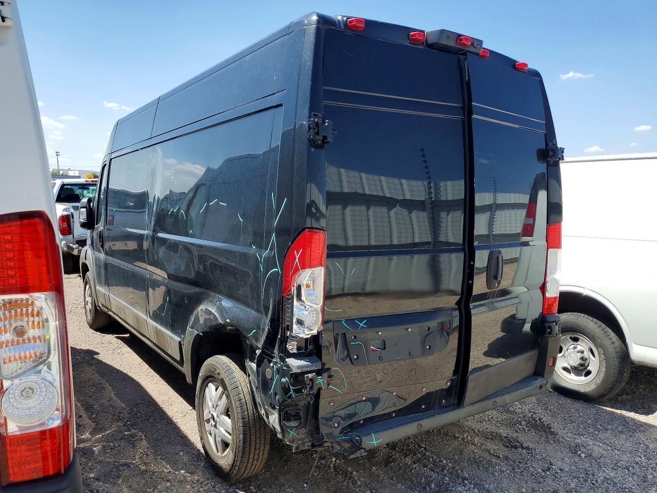 2021 Ram Promaster 2500 Utility / Service Van - Фото 2
