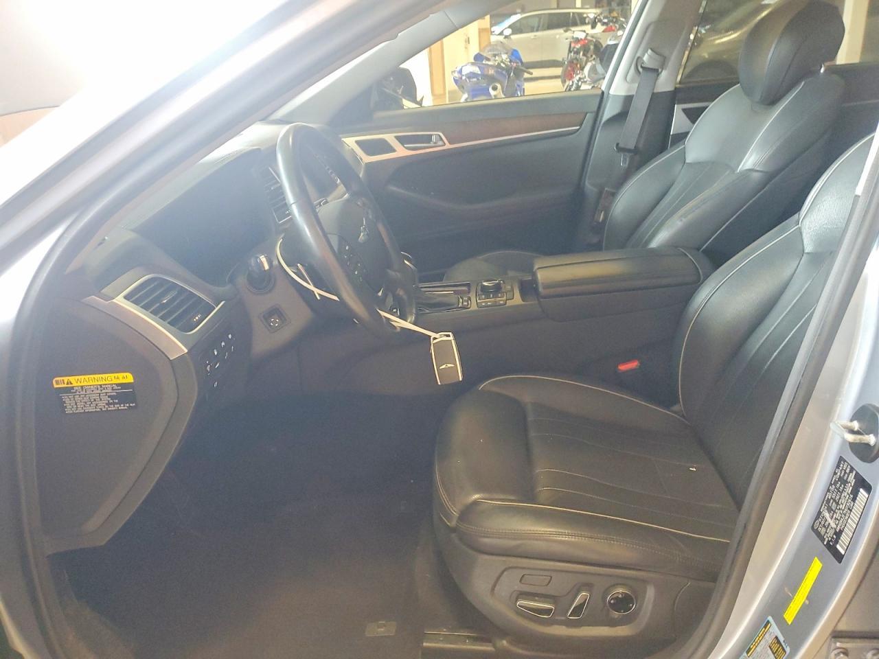 2017 Genesis G80 3.8 - Image 7