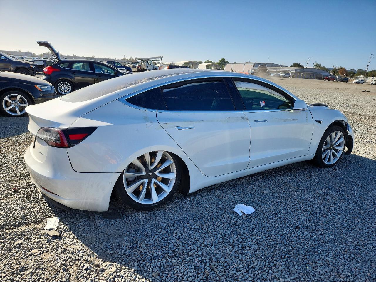2019 Tesla Model 3 - Фото 3