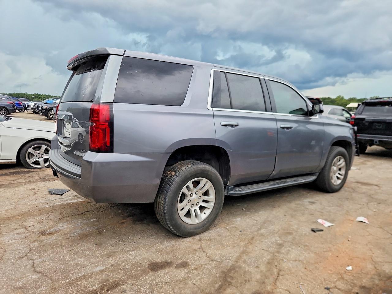 2019 Chevrolet Tahoe Special - Image 3