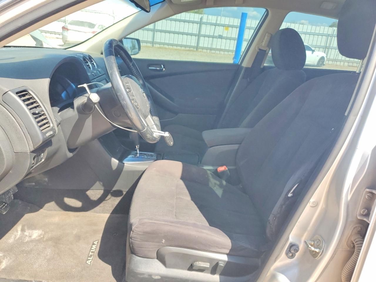 2012 Nissan Altima 2.5 - Image 7