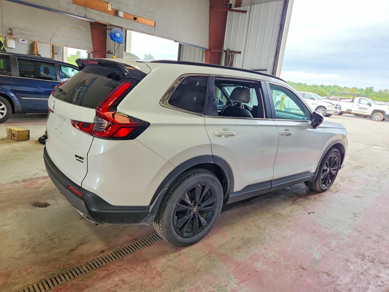 2024 Honda Cr-V Sport Touring - Фото 3