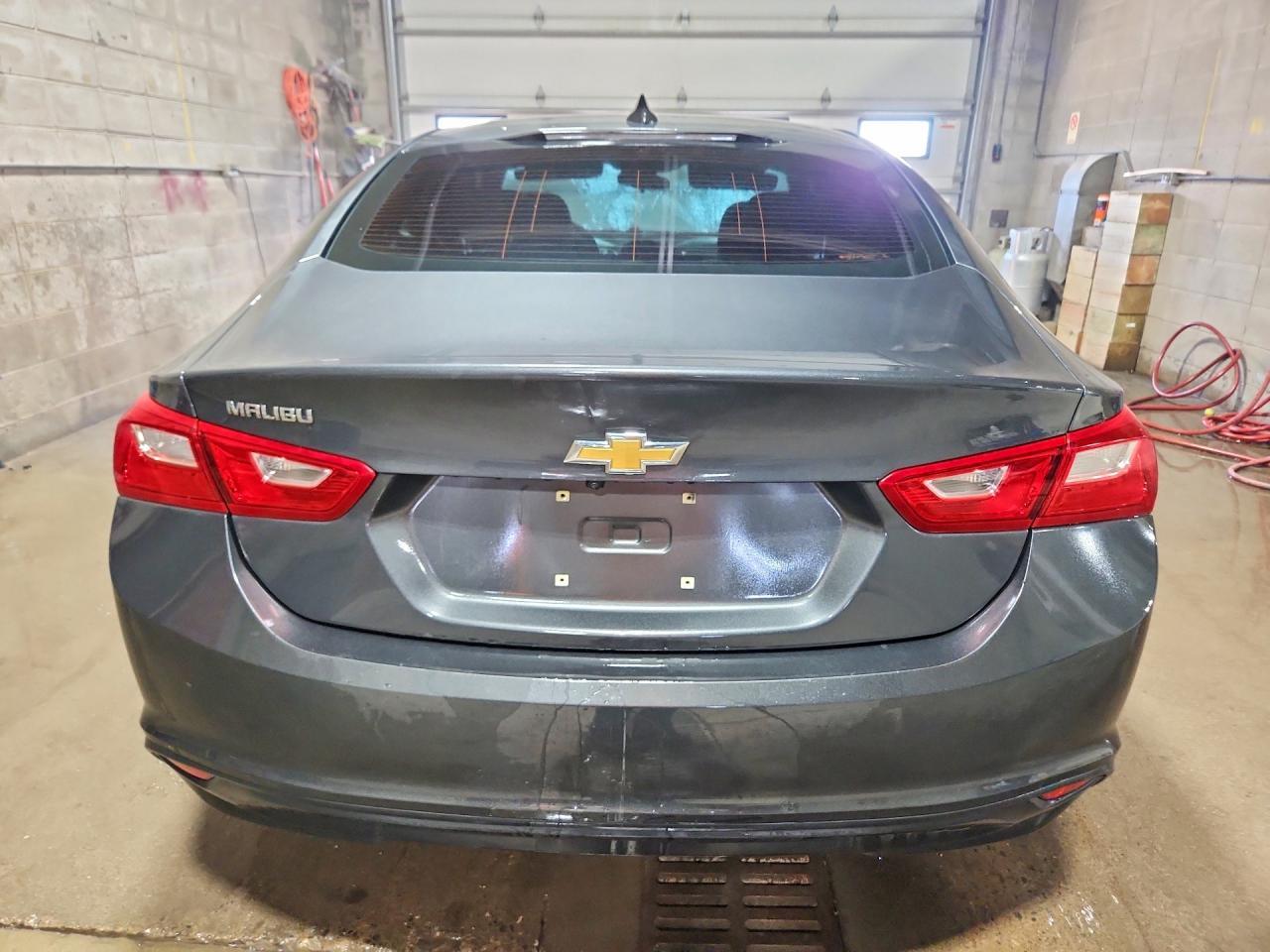 2017 Chevrolet Malibu Ls - Фото 6