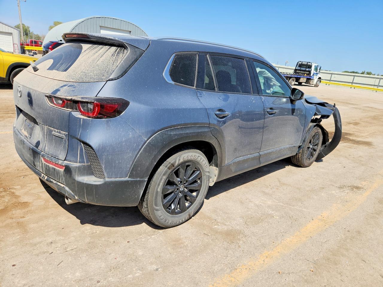 2024 Mazda Cx-50 Preferred - Image 3
