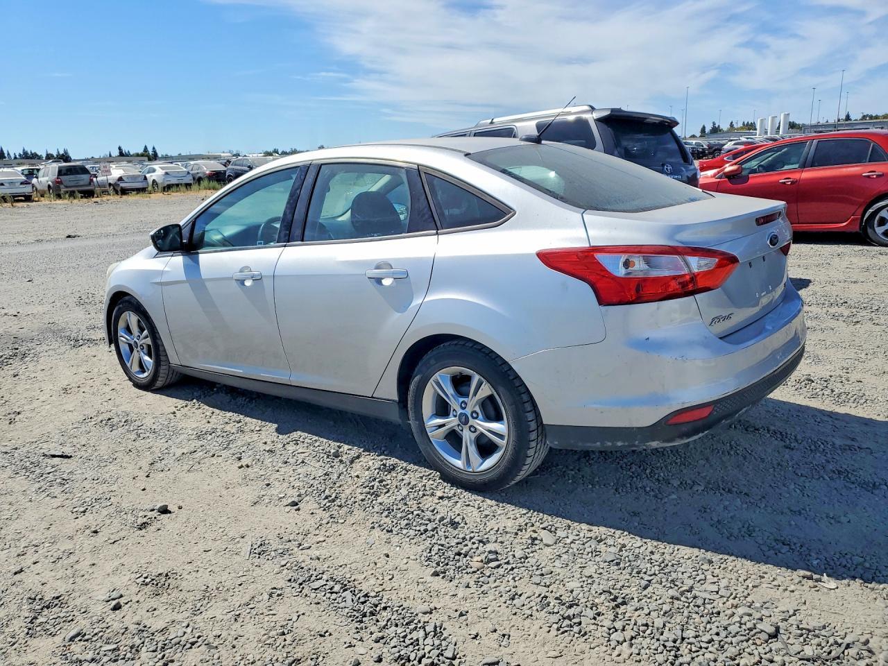 2014 Ford Focus Se - Image 2