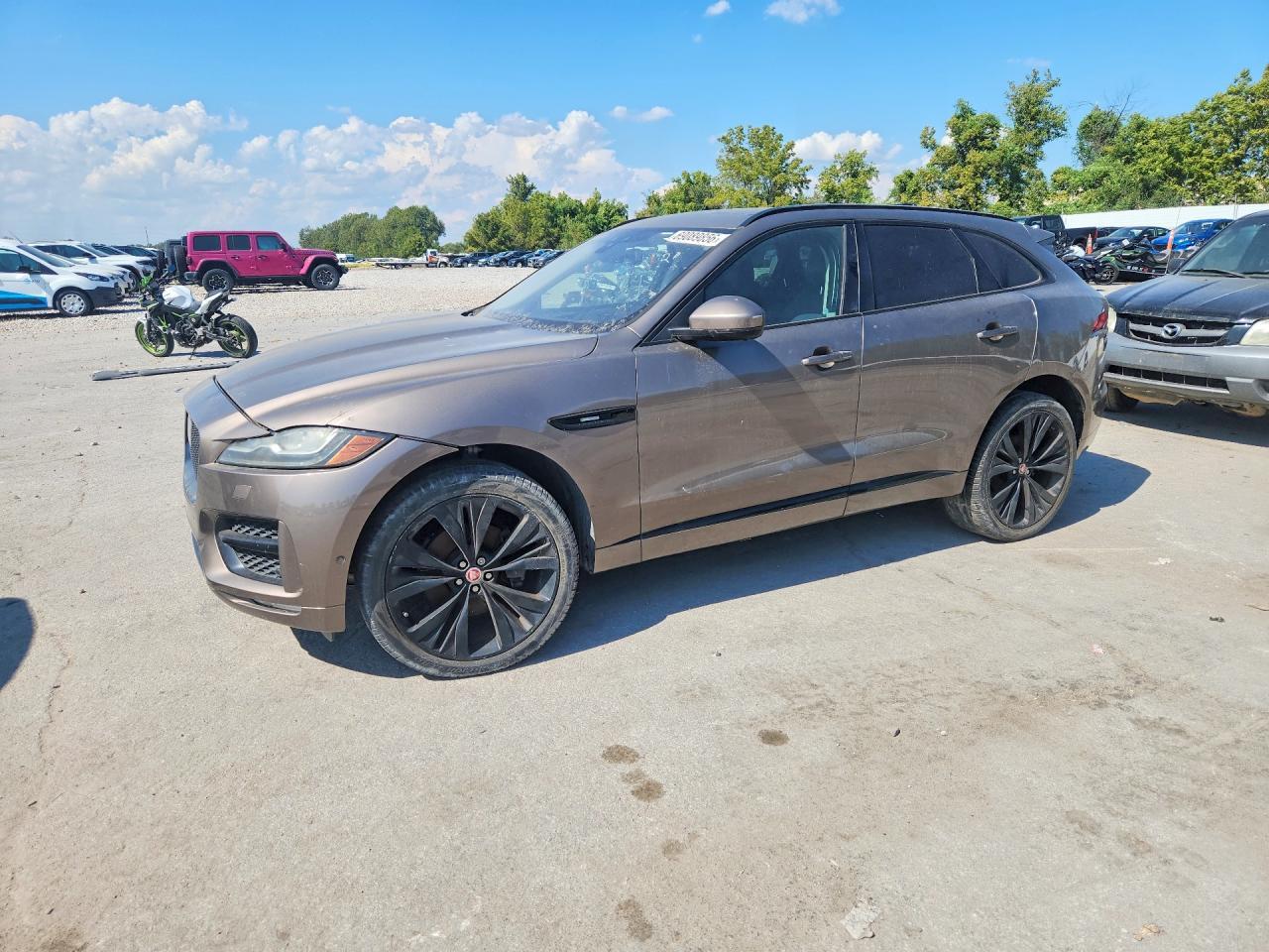 2017 Jaguar F-Pace R - Sport