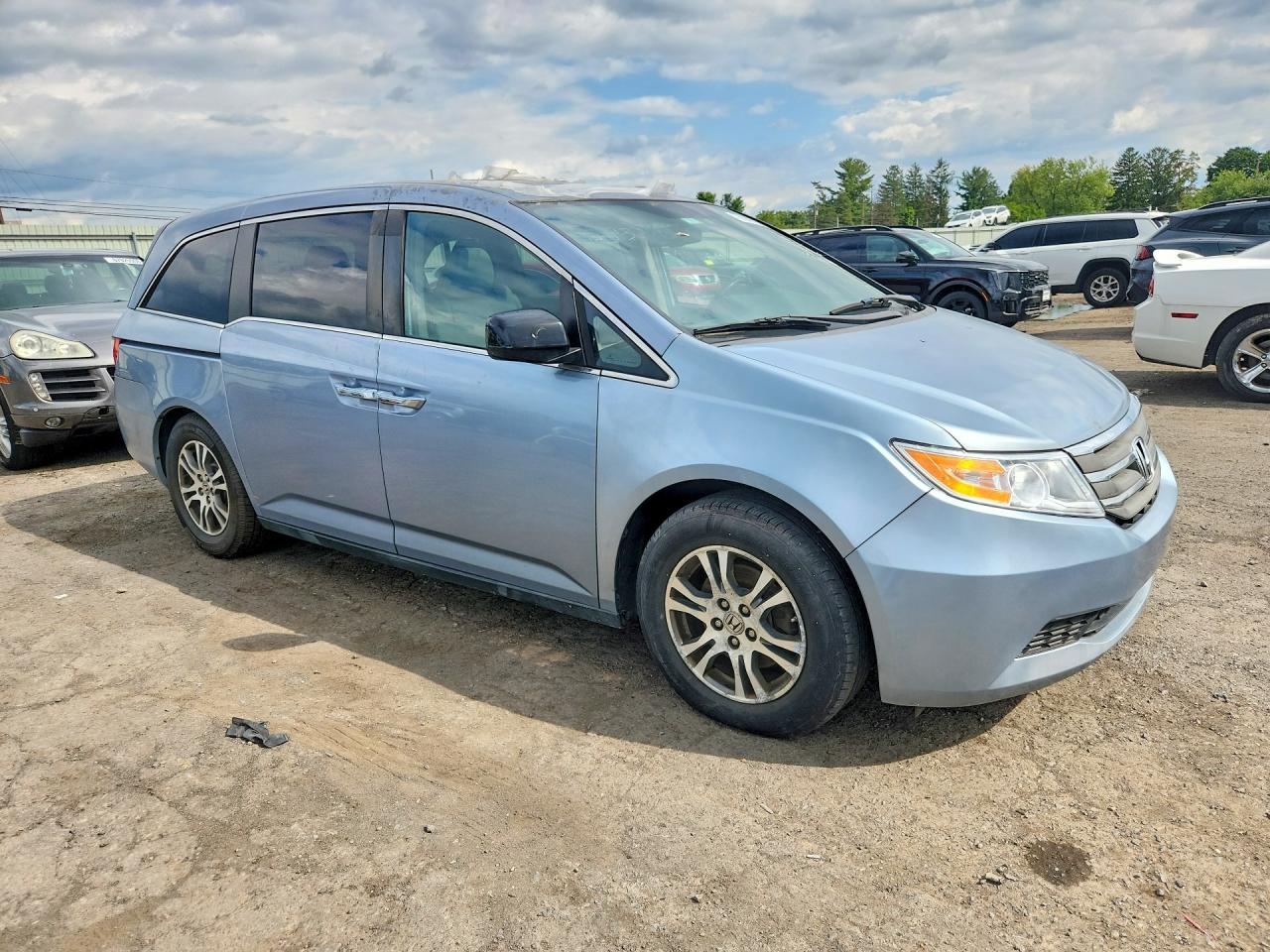 2013 Honda Odyssey Exl - Image 4