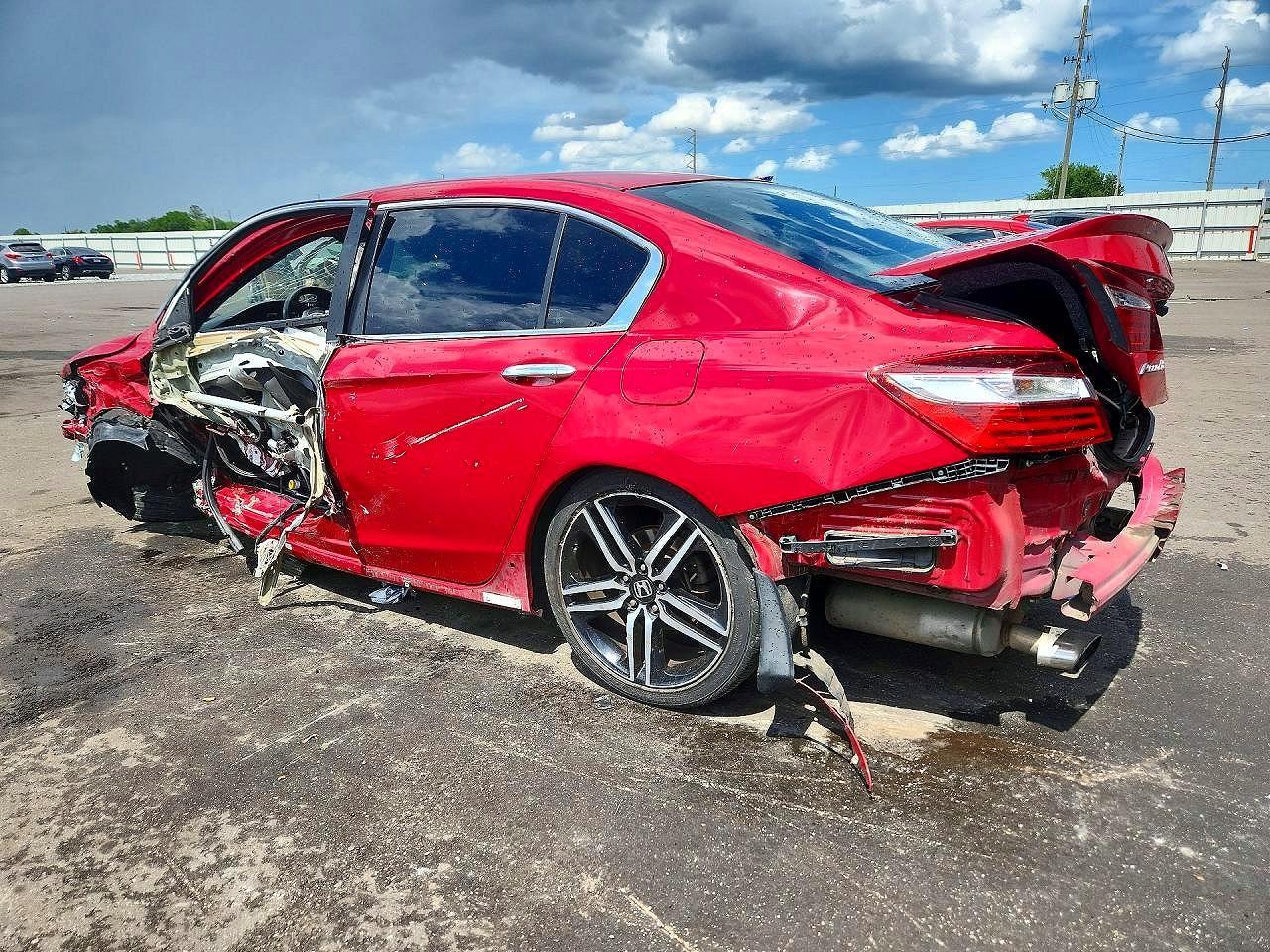 2017 Honda Accord Sport Special Edition - Image 2