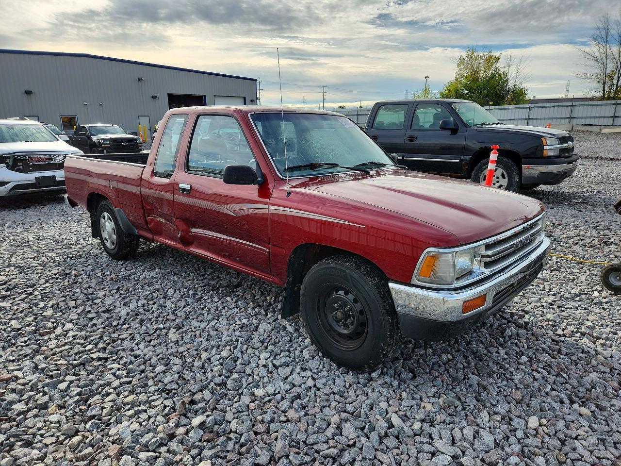 1991 Toyota Pickup Deluxe - Image 4