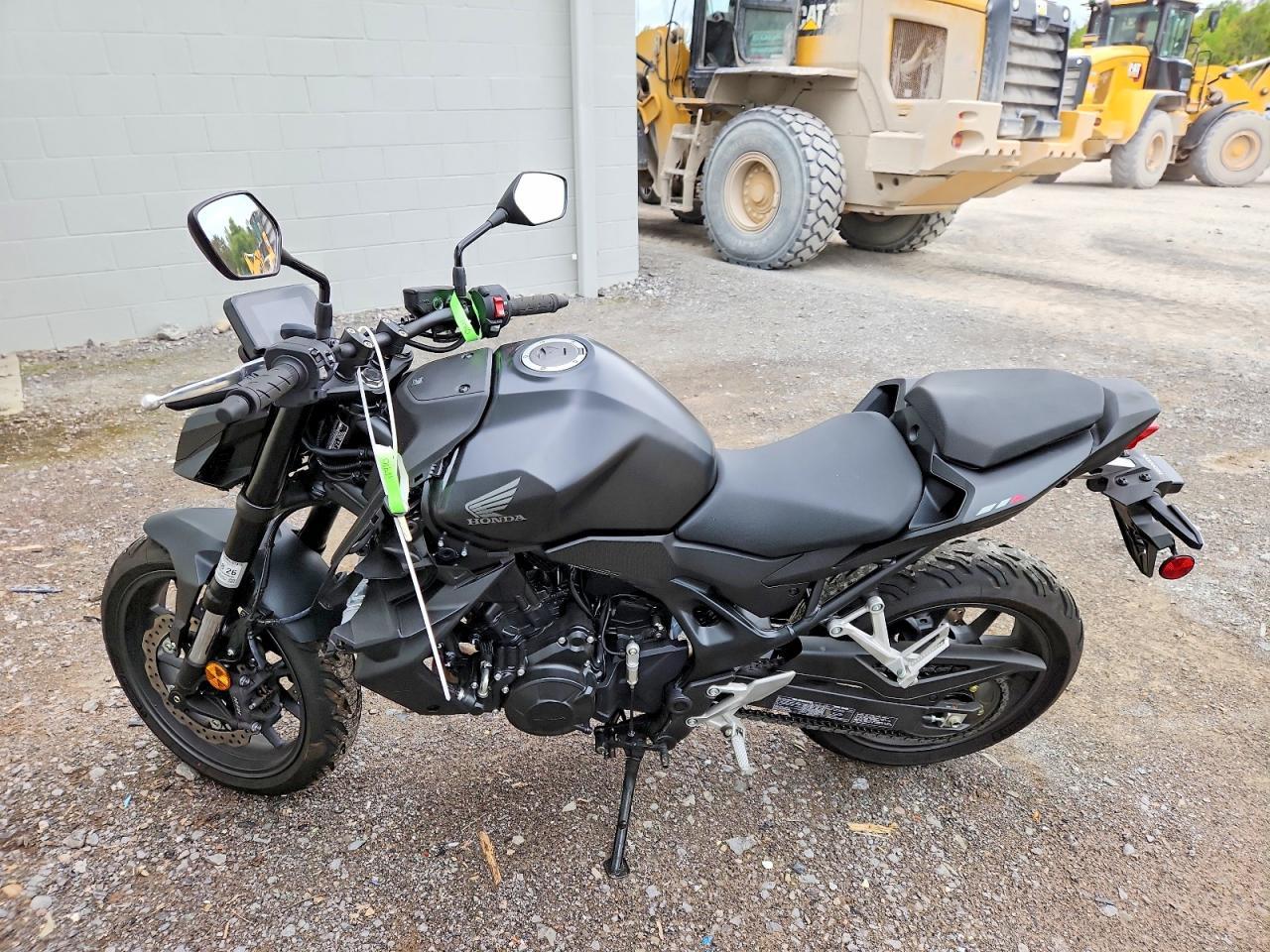 2025 Honda Cb750 A - Image 3