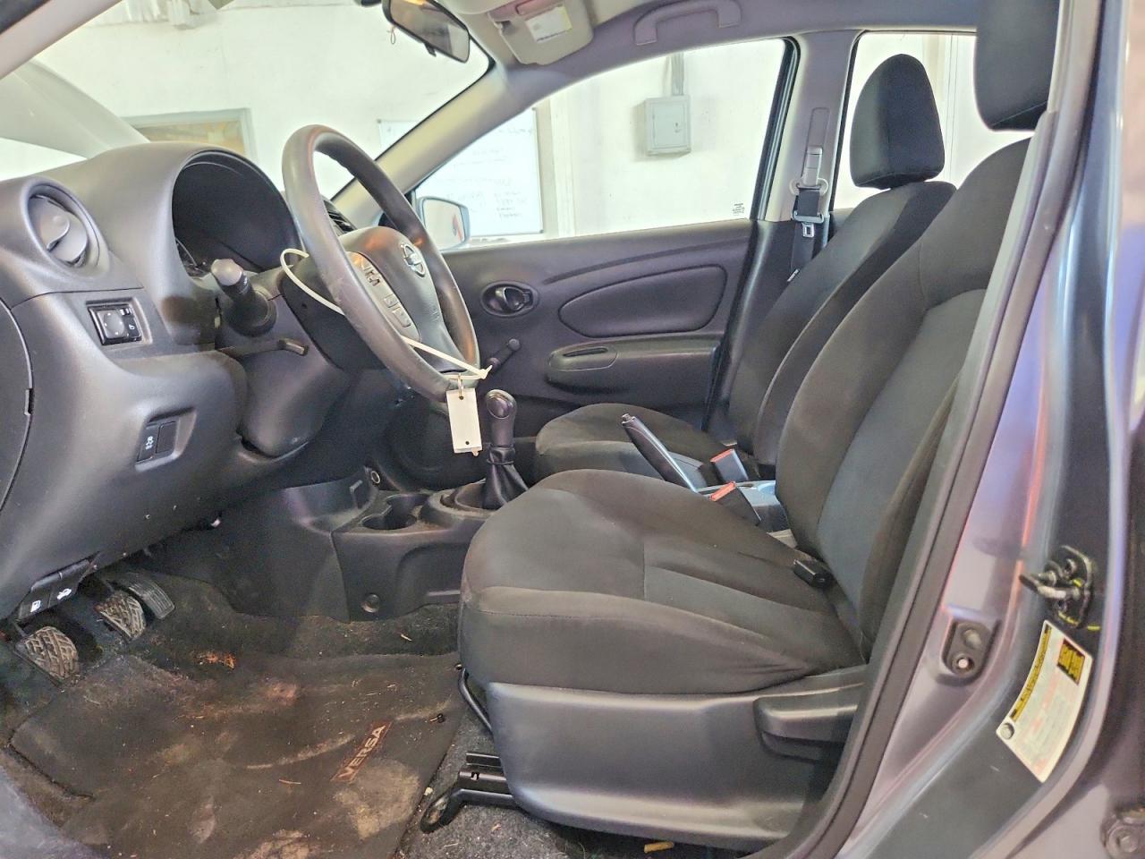 2018 Nissan Versa S - Image 7
