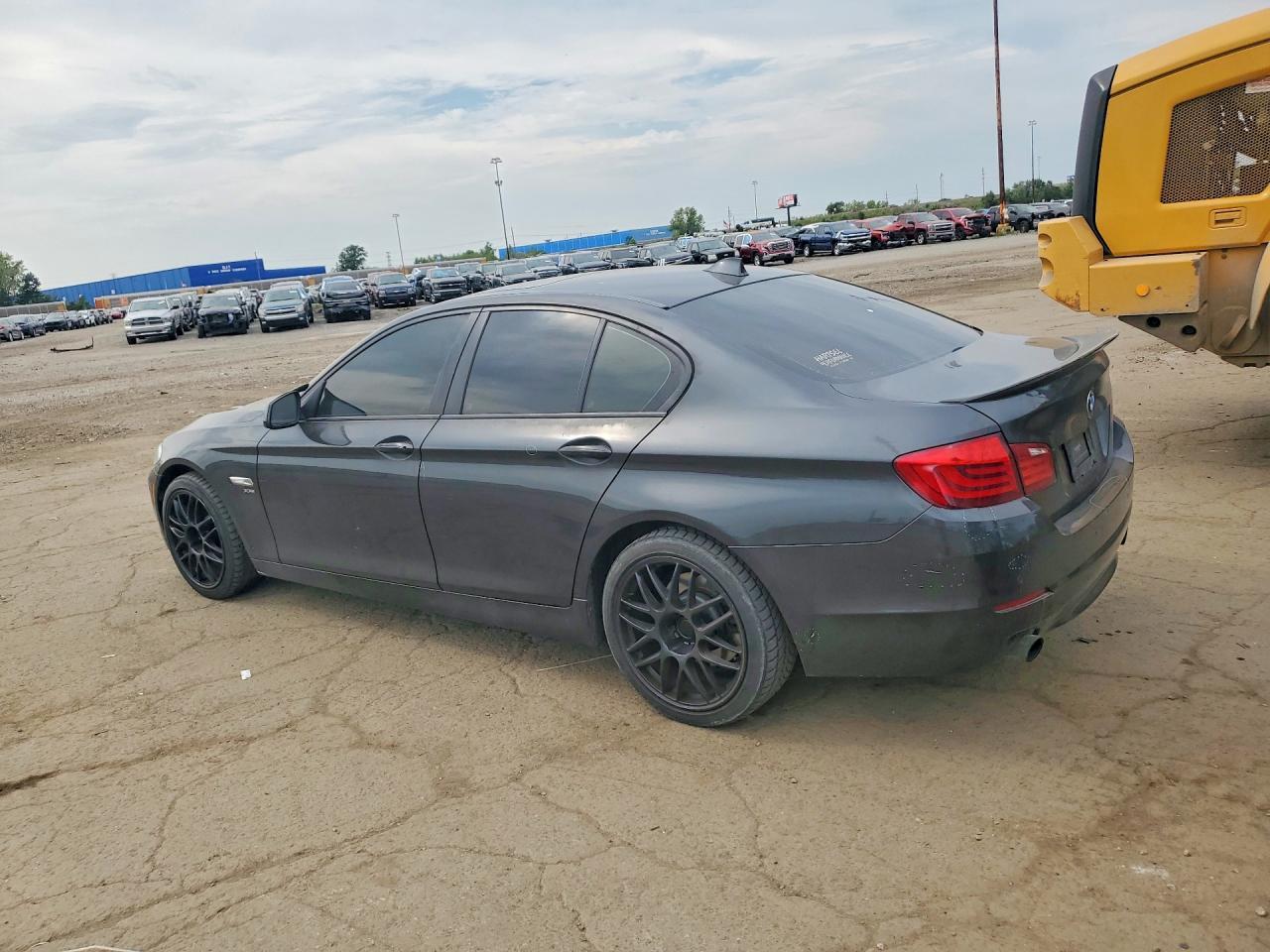 2012 BMW 535 Xi - Фото 2