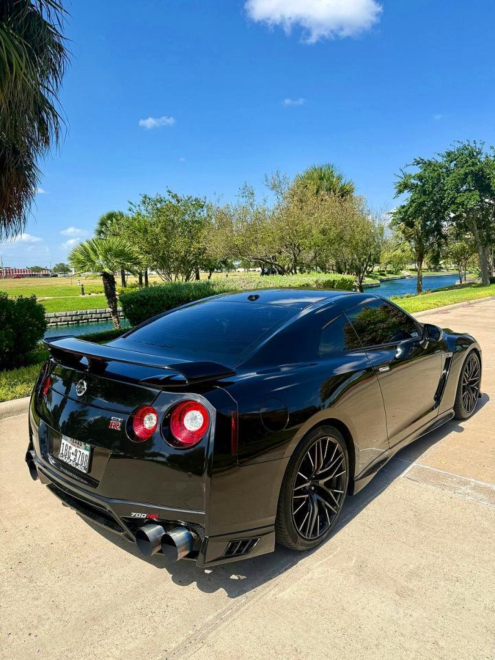 2017 Nissan Gt-R Premium - Фото 4