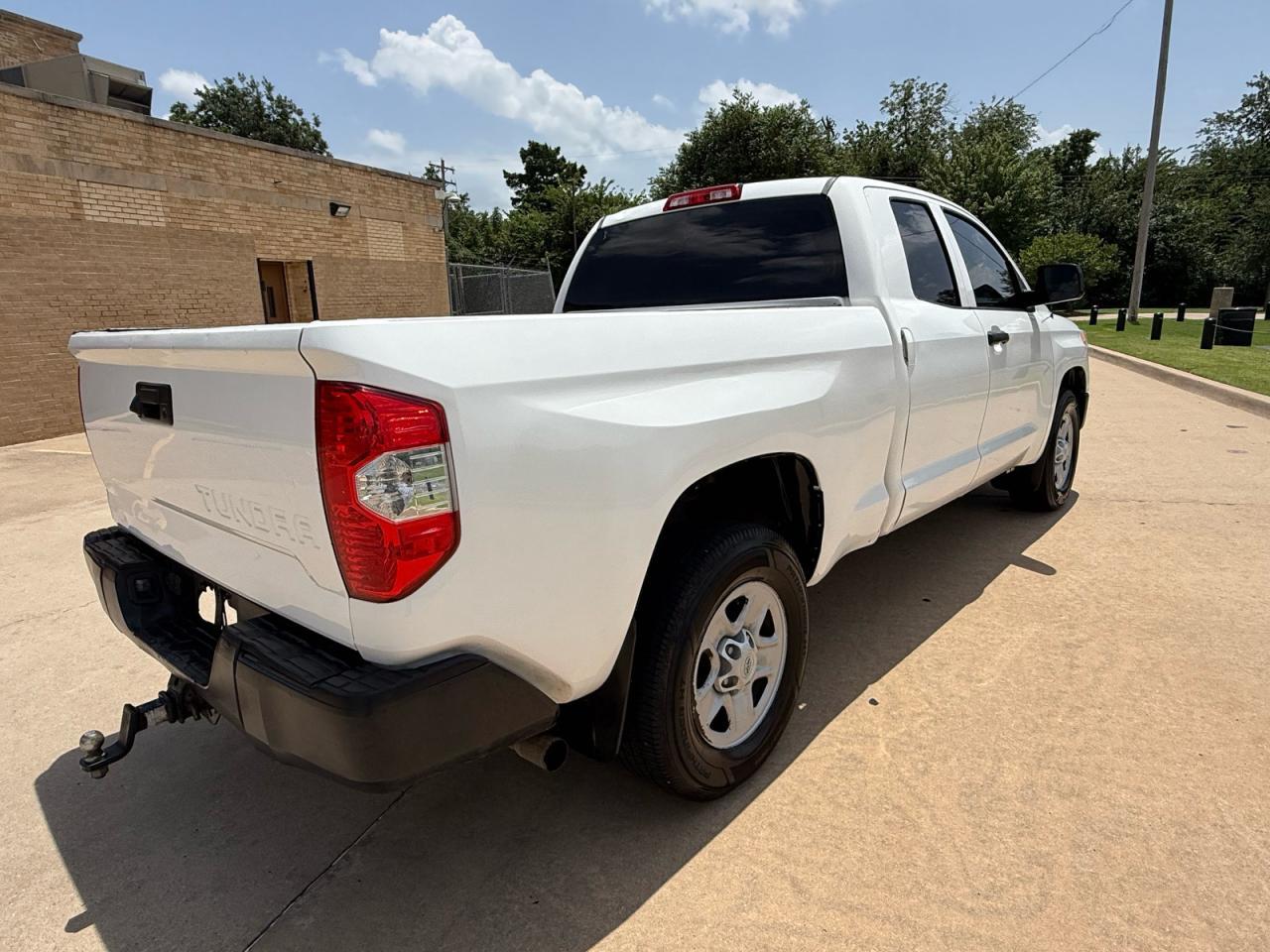 2016 Toyota Tundra Sr - Фото 4