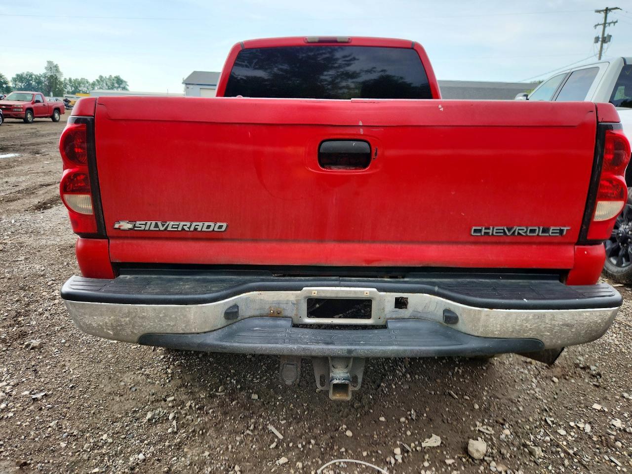 2005 Chevrolet Silverado K2500 Heavy Duty - Image 6