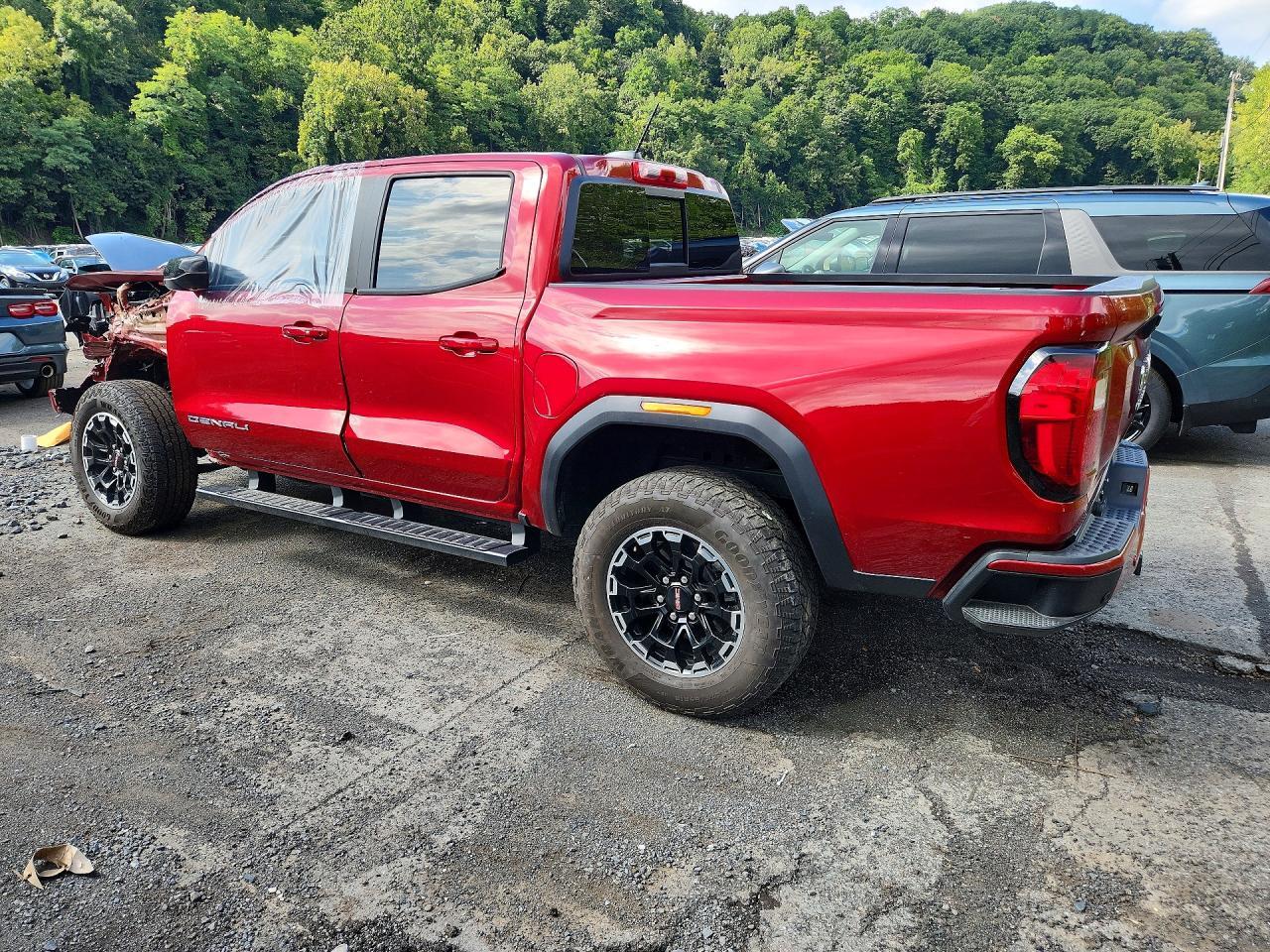2026 GMC Canyon At4 - Фото 2