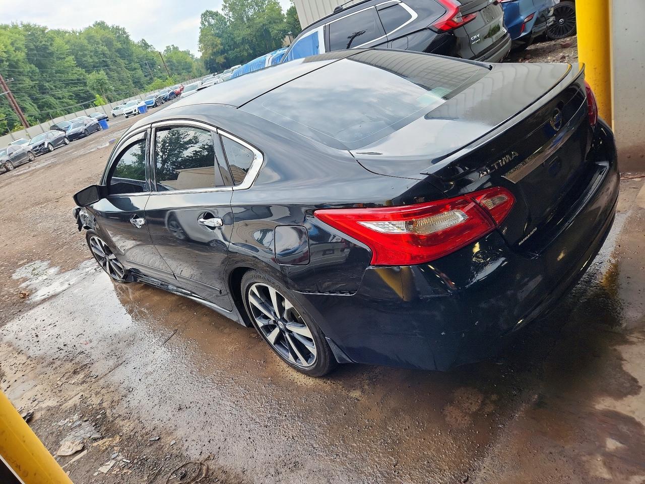 2016 Nissan Altima 2.5 Sr - Фото 2