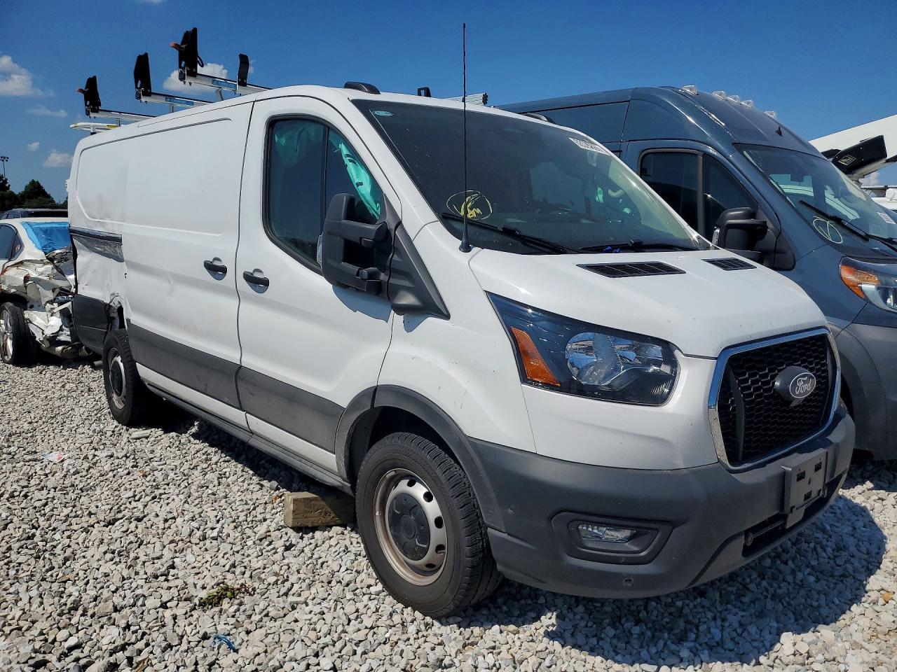 2026 Ford Transit T-250 - Фото 4