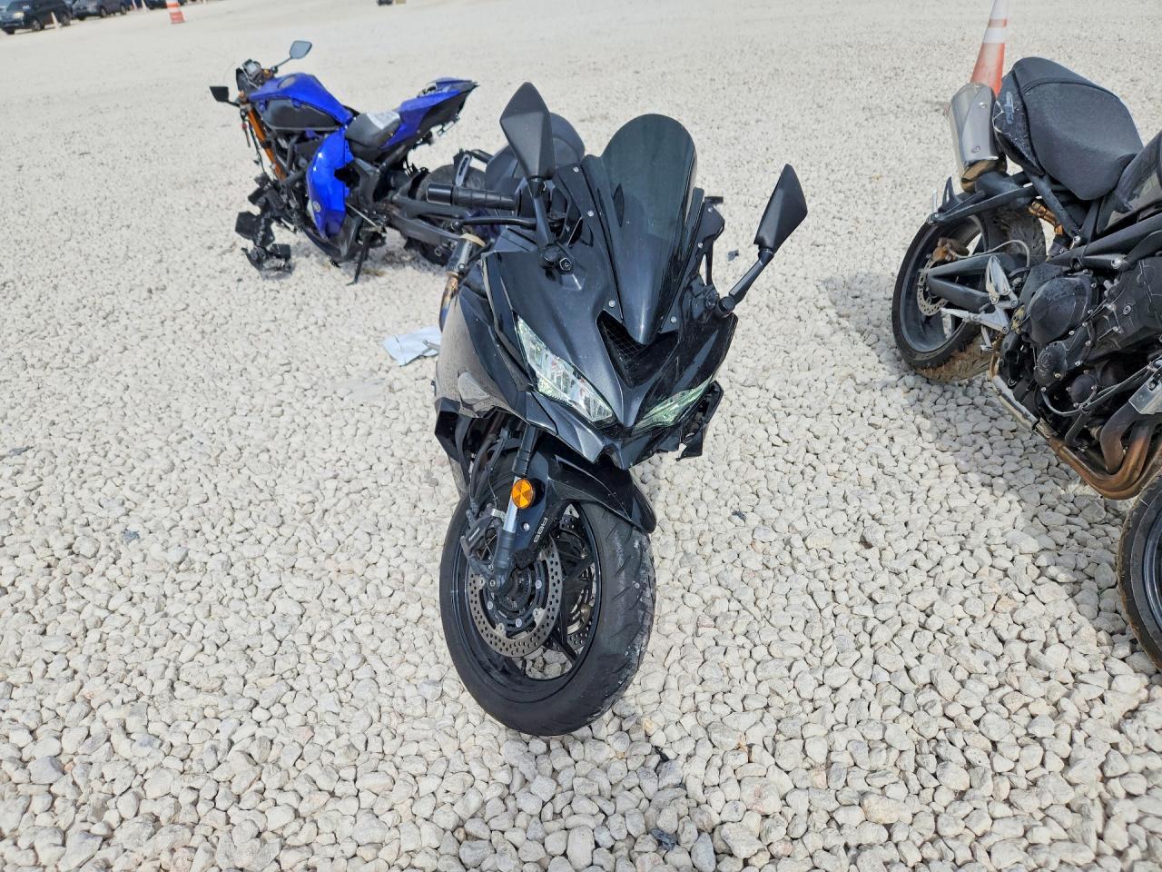 2024 Kawasaki Zx400 S - Фото 2