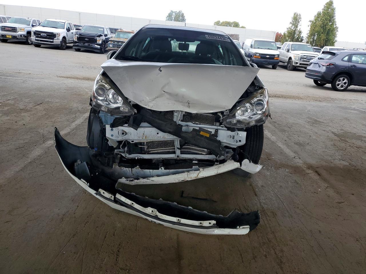 2014 Toyota Prius C Two - Фото 5