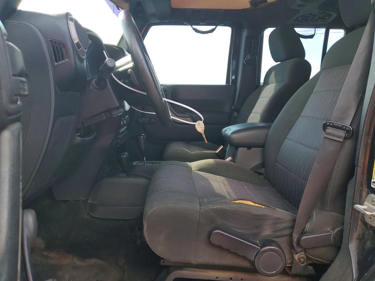 2011 Jeep Wrangler Unlimited Sport - Фото 7