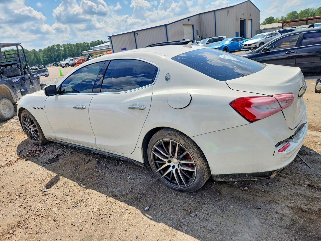 2016 Maserati Ghibli S - Image 2