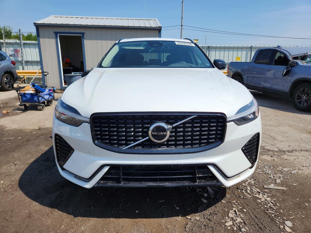 2025 Volvo Xc60 Core - Фото 5