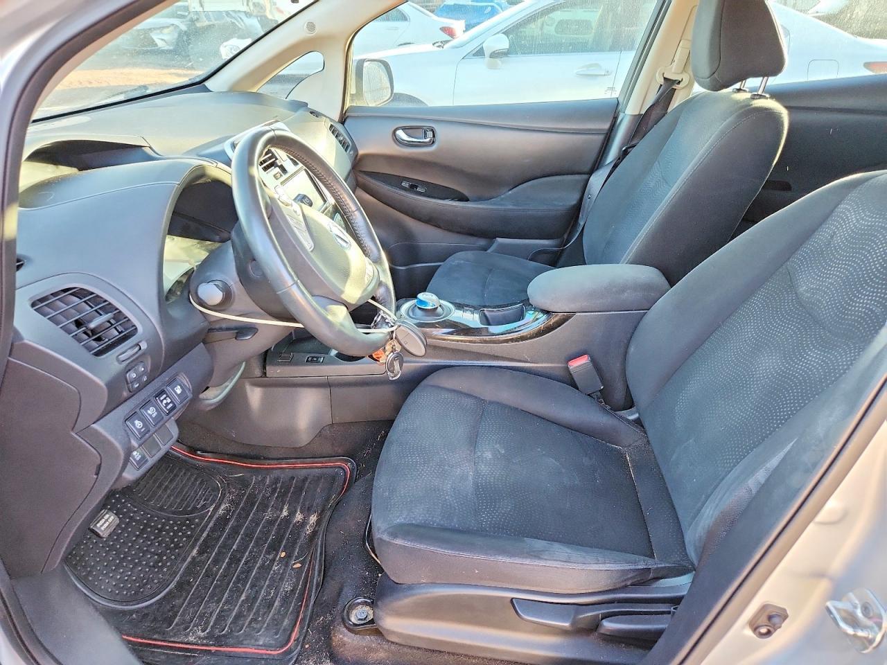 2017 Nissan Leaf Sv - Image 7