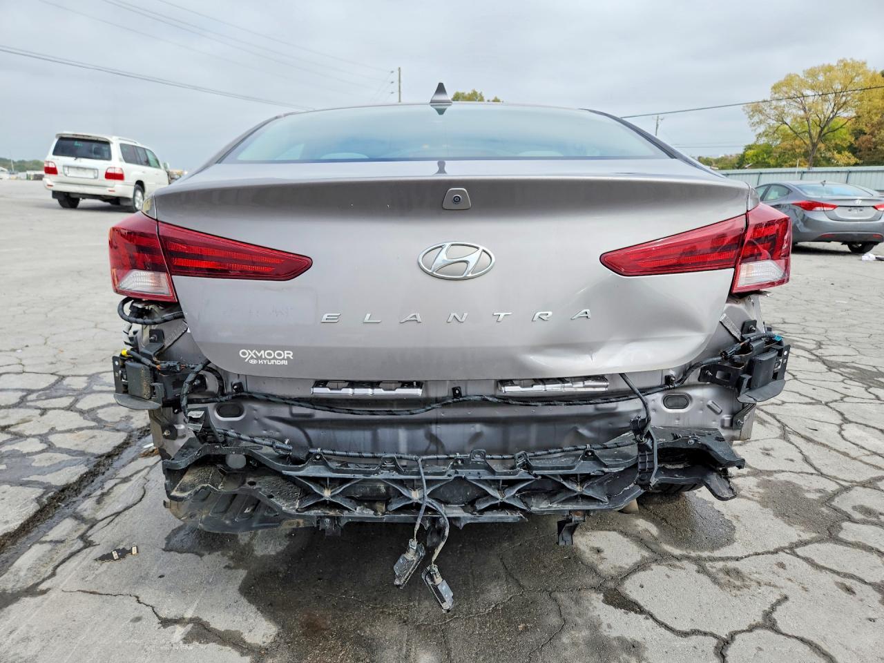 2020 Hyundai Elantra Sel - Фото 6