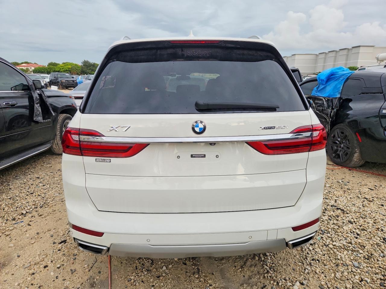 2019 BMW X7 xDrive50I - Image 6